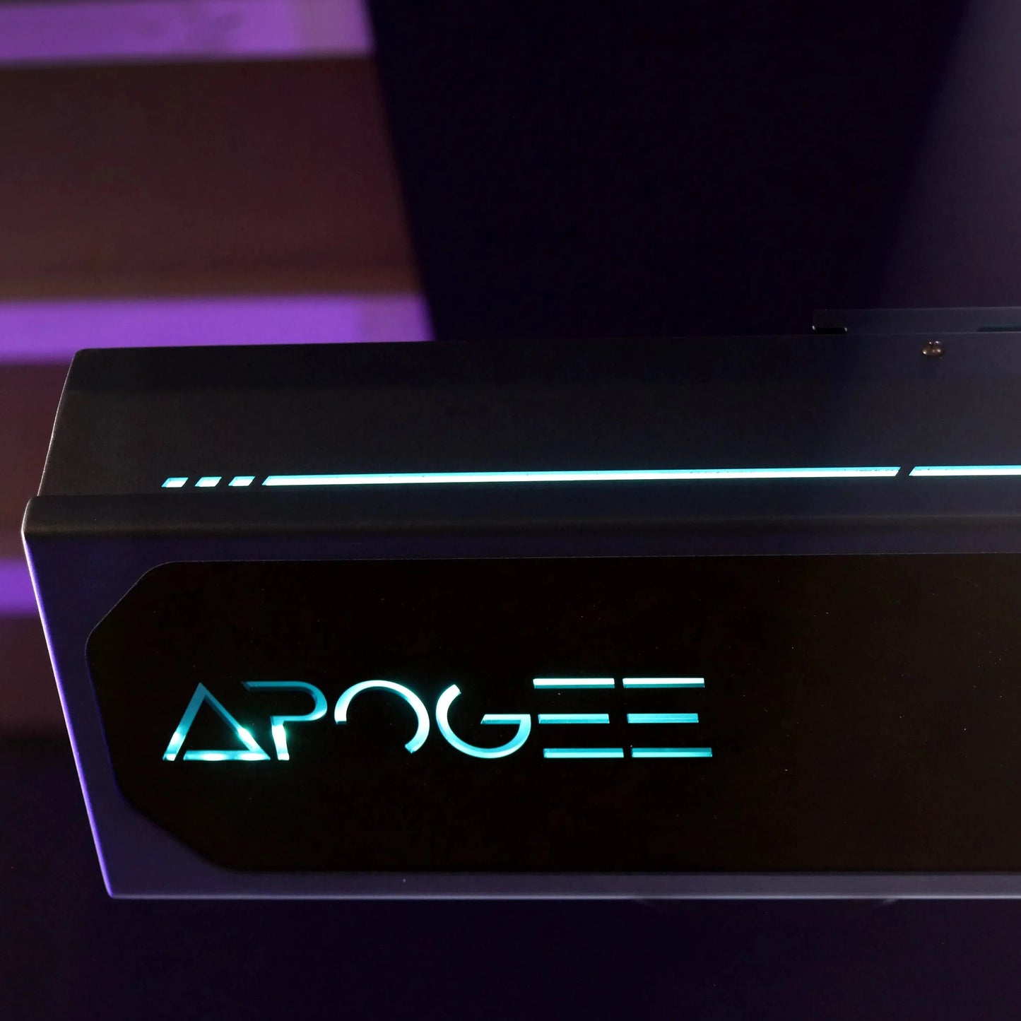 APOGEE By TruGolf
